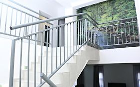 El-Gibbor Residence 1